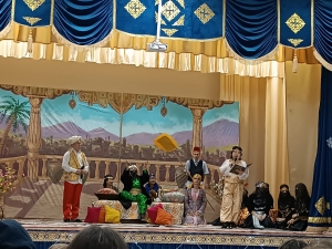 Новый год с нами!