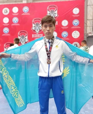 НАШИ СПОРТСМЕНЫ  НА ЧЕМПИОНАТЕ