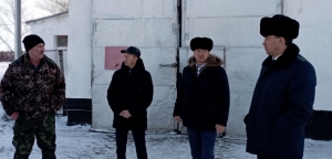 БЫТЬ ДЕПУТАТОМ - ЗНАЧИТ,  ЛЮДЯМ ПОМОГАТЬ